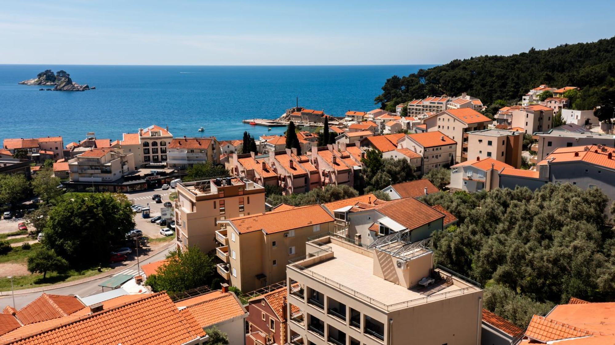 Guest House Medin Petrovac Exterior photo
